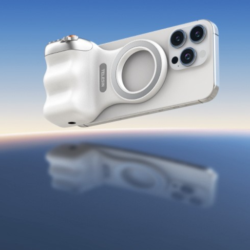 BinaryEngine Magnetic Bluetooth Smartphone Grip & Camera Handle